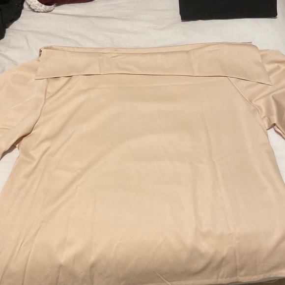 Off the shoulder blouse - Picture 2 of 4